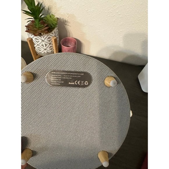 Bluetooth Sound stand Bluetooth Speaker Lamp Wireless Charger USB - Picture 10 of 12